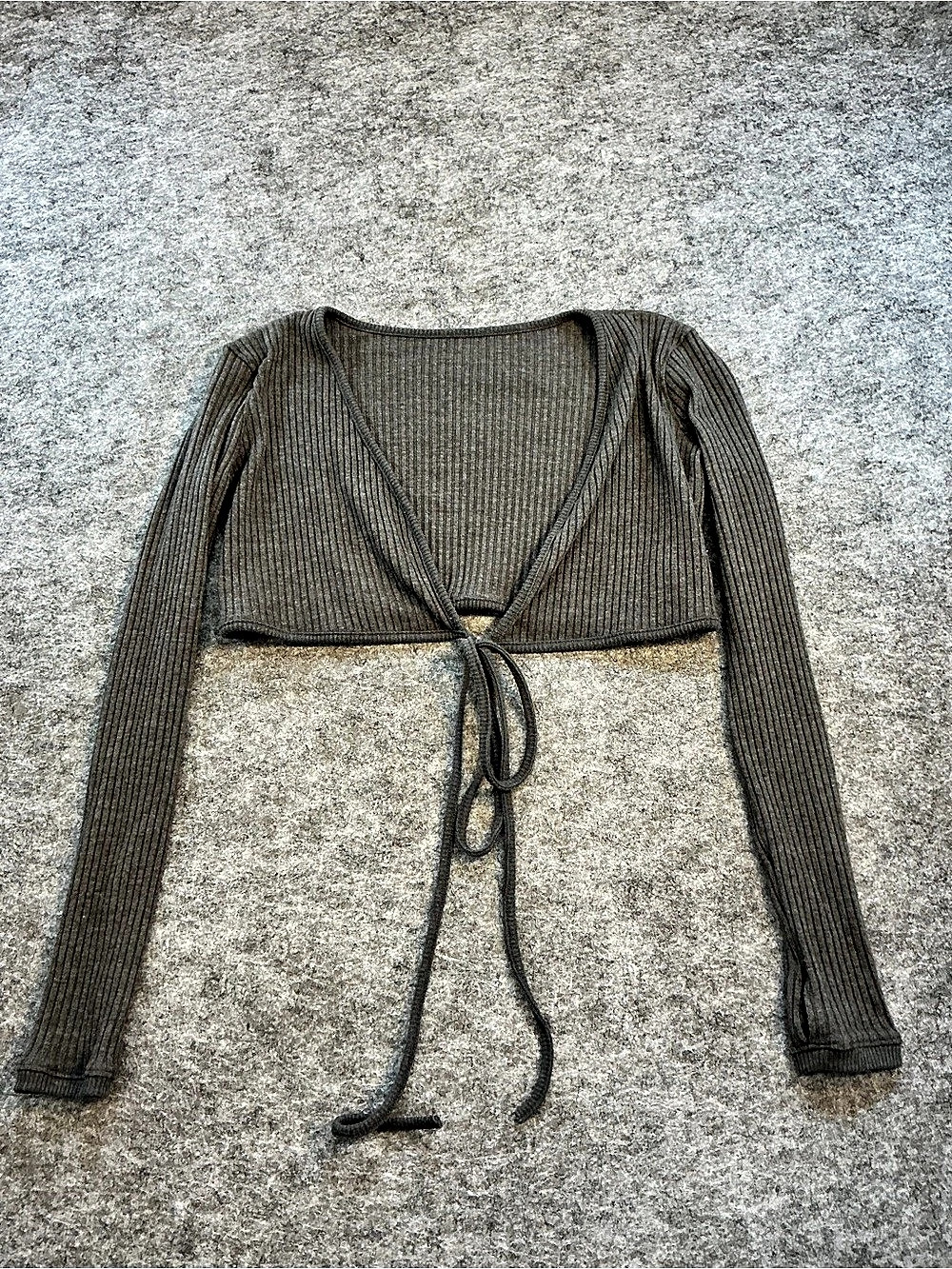 Joah Brown Ribbed Wrap Crop Top in Grey Size Small/Medium
